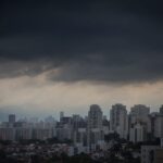 Passagem de frente fria no estado de São Paulo trará chuvas para Ribeirão nos primeiro dias de 2026
