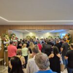 Muitas homenagens e grande presença de público marcam velório do ex-presidente do Comercial