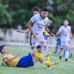 Comercial empata am Araçatuba, sofre racismo e goleiro vai a delegacia para registrar BO