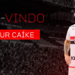 Botafogo contrata atacante de 33 anos que jogou no Flamengo, Bahia e Cruzeiro