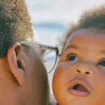 Nova licença-paternidade no Brasil: pais terão mais tempo para ficar com os filhos, entenda as mudanças