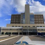 Tarcísio de Freitas inaugura hospital estadual na cidade de Franca