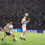 Botafogo perde de novo na Série B, soma oito jogos sem vencer e segue no Z4