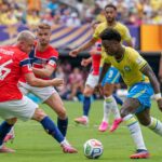 Com futebol pobre Brasil uma das piores participações em Copas do Mundo e volta para casa