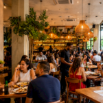 Bares e restaurantes não aumentam preços dos cardápios para atrair cientes