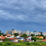 Ribeirão Preto tem alerta de perigo, chuva e risco de temporais até o dia da eleição; veja a previsão do tempo