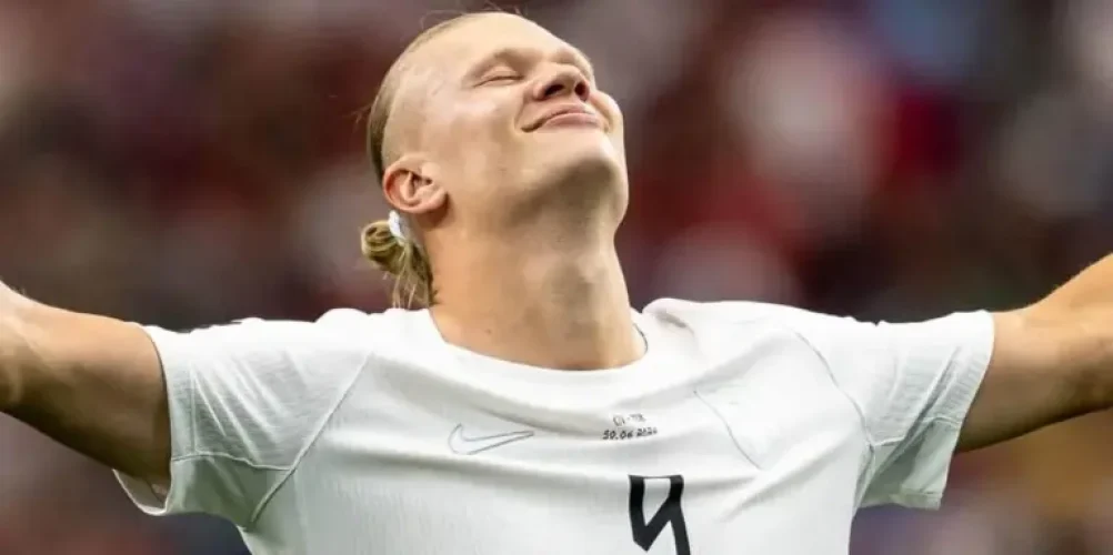 Haaland celebra gol pela Noruega (Foto: Divulgação-Seleção da Noruega)