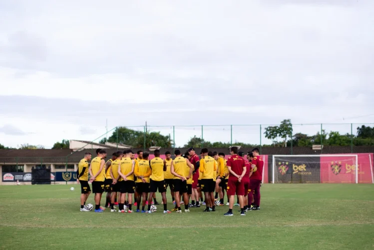 Último treino do Sport Recife antes do jogo contra o Botafogo nesta sexta-feira (Foto/Divulgação: Paulo Paiva/SCR)