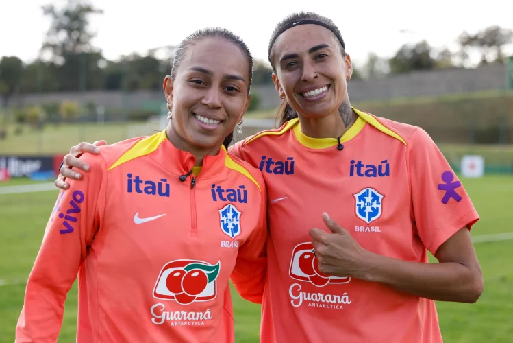 Adriana e Andressa. Joadoras da seleção 

Luciana Vermell