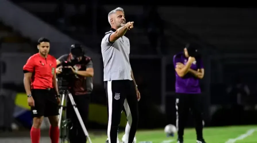 Rodrigo Santana, ex-técnico da Ponte Preta - Foto: Marcos Ribolli / PontePress